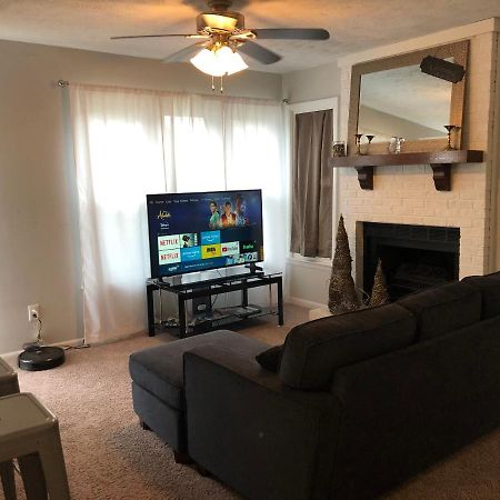 Cozy Cottage Feel, 5 Mins From Ft. Bragg Fayetteville Bagian luar foto