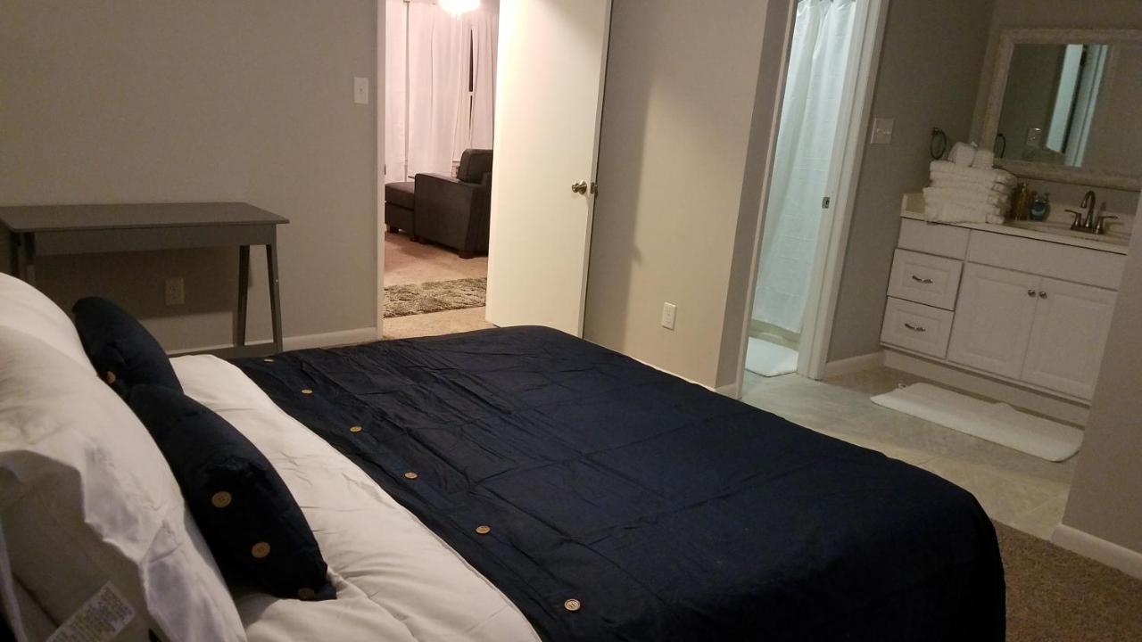 Cozy Cottage Feel, 5 Mins From Ft. Bragg Fayetteville Bagian luar foto