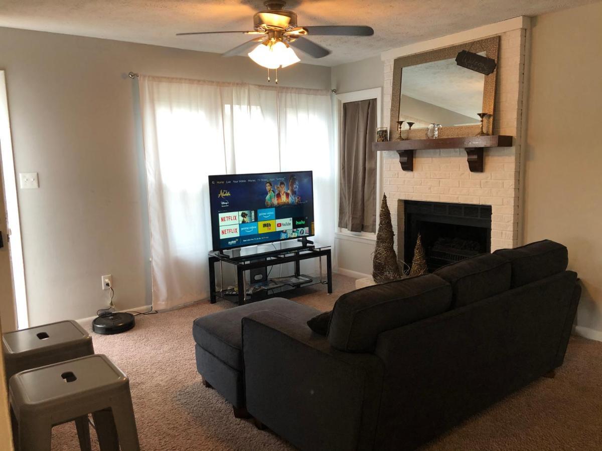 Cozy Cottage Feel, 5 Mins From Ft. Bragg Fayetteville Bagian luar foto