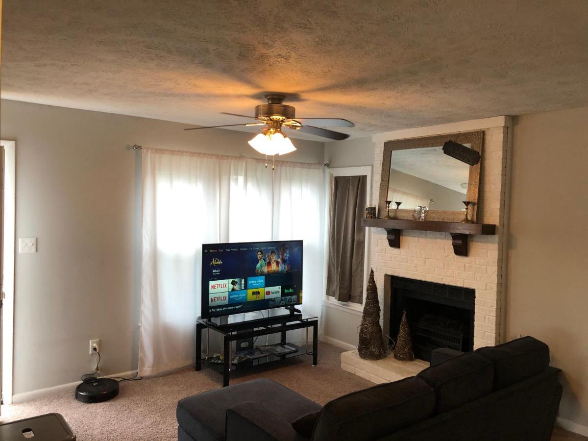 Cozy Cottage Feel, 5 Mins From Ft. Bragg Fayetteville Bagian luar foto